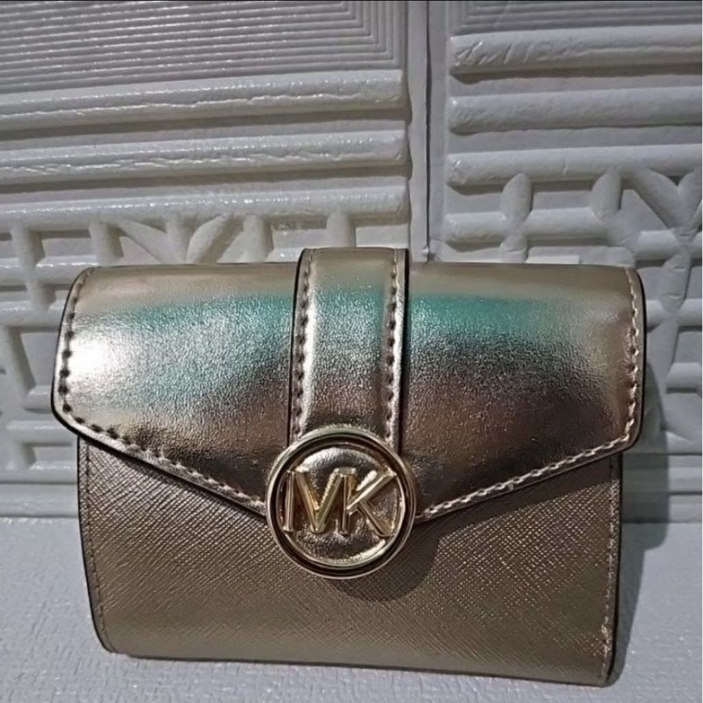michael kors wallet