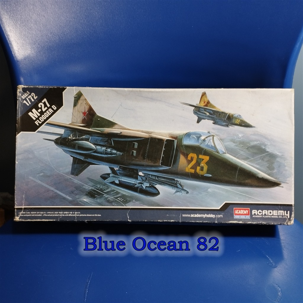 Model Kit Academy 1/72 - Russian M-27 Flogger Fighter Aircraft