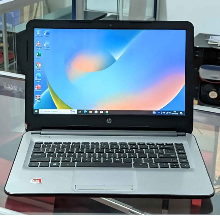 PapsComp_Laptop HP 14-an030au AMD Quad-Core A6-7310 Ssd 128Gb Plus Hdd 500Gb