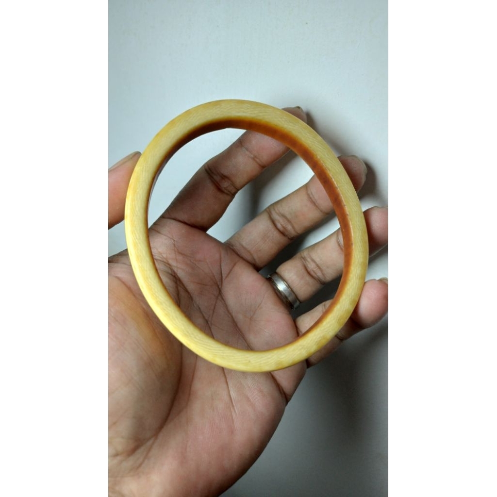 Gelang g lawasan tebal