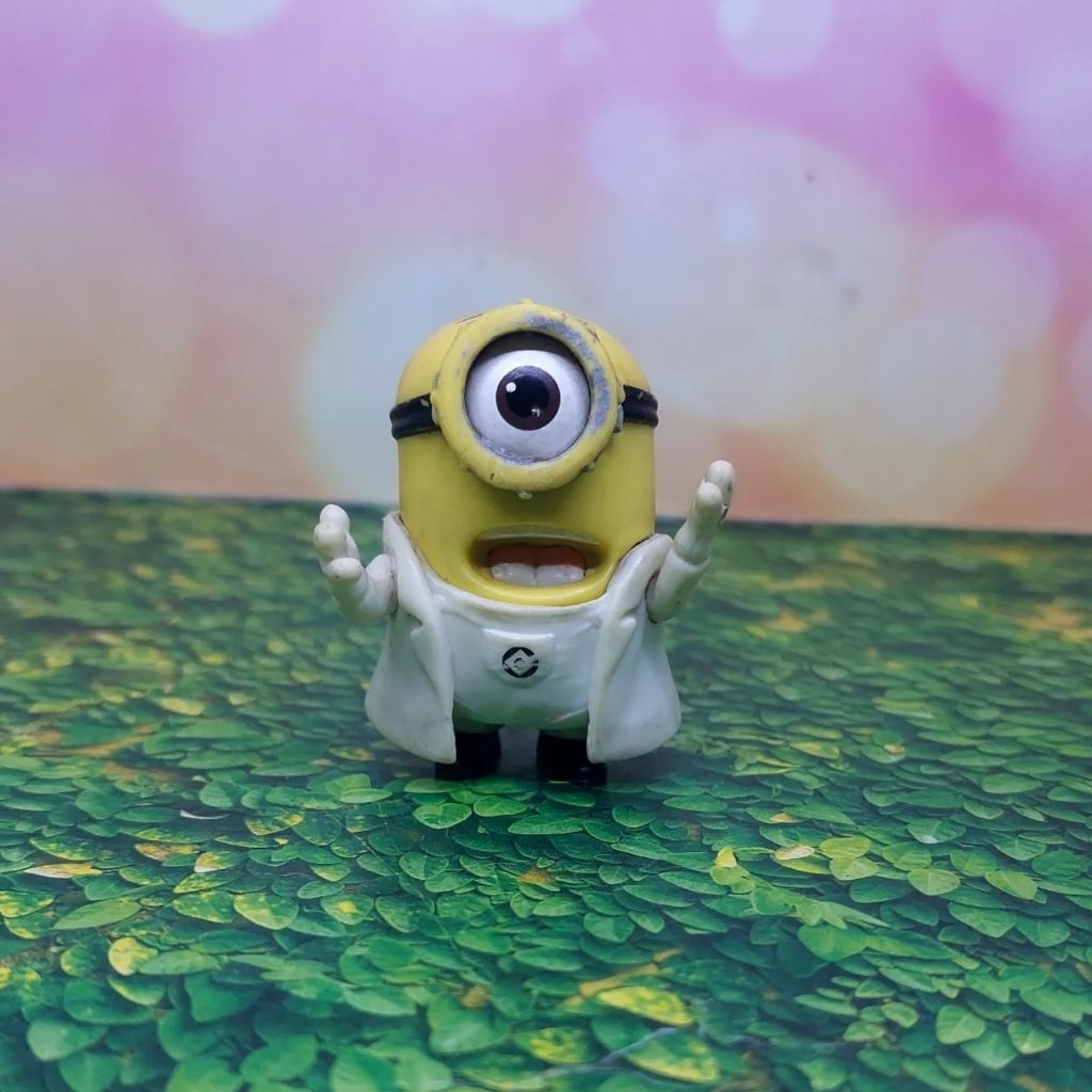 Figure backup singer minion despicable me ori thinkway toys artikulasi minions preloved