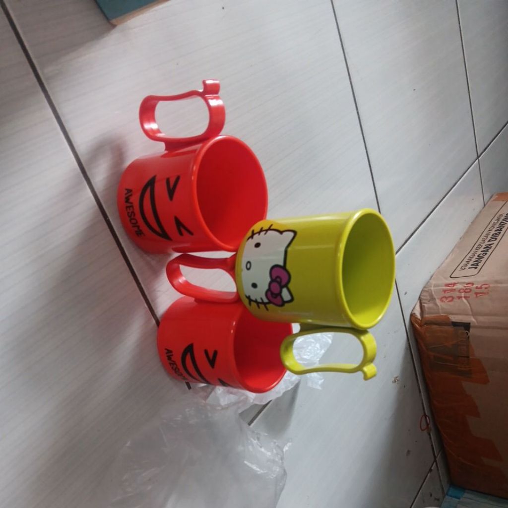 micro mug tupperware