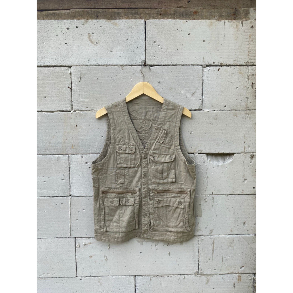 Vest Tactical Unbrand / Fishing Vest  / Vest mancing / Vest Tactical / utility vest / vest multipock