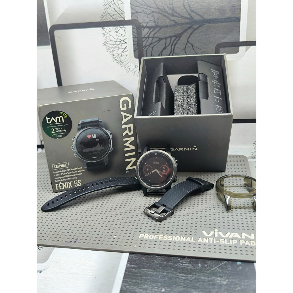 Garmin 12 FENIX 5S