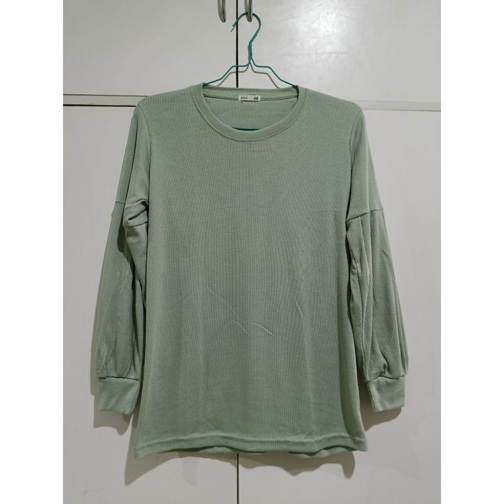 Kaos hijau mint