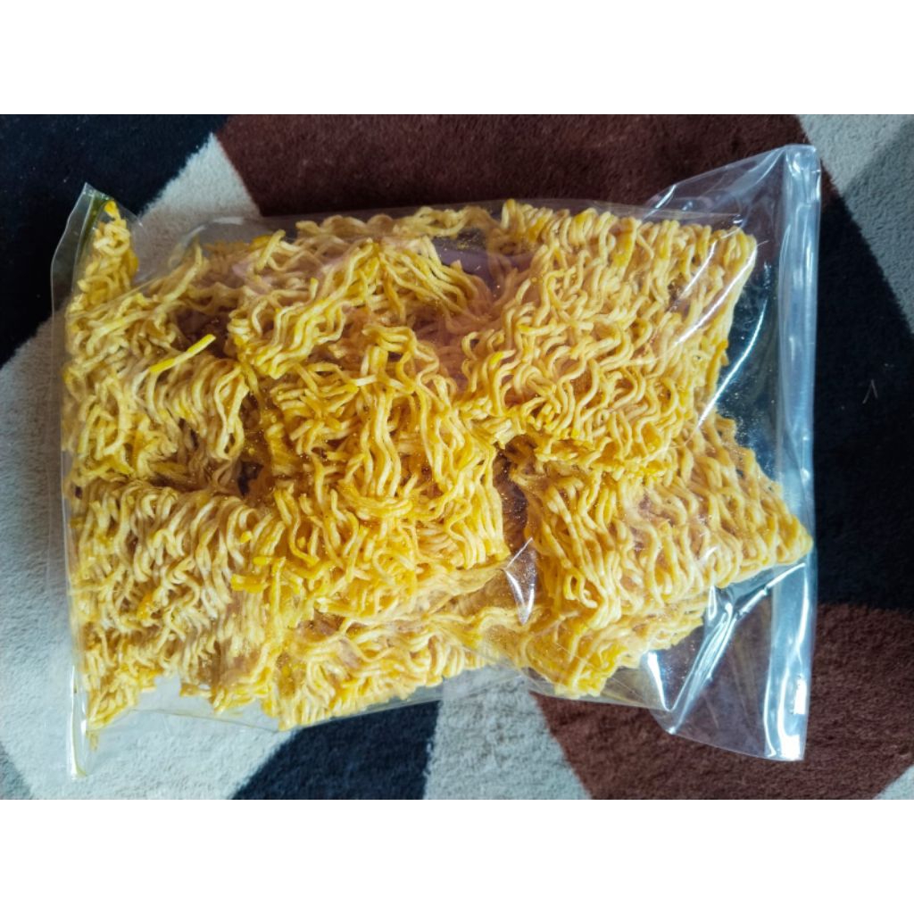 Mie kremes cemilan Snack ringan enak