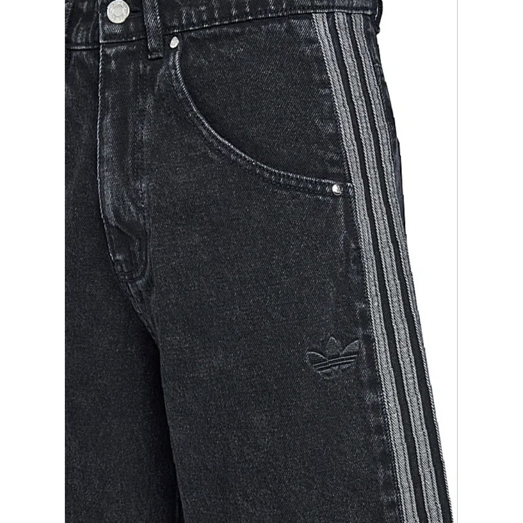 Adicolor Denim Firebird Shorts.