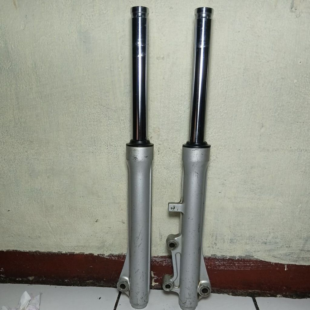 Shock depan suzuki shogun 125, 110 , smash original