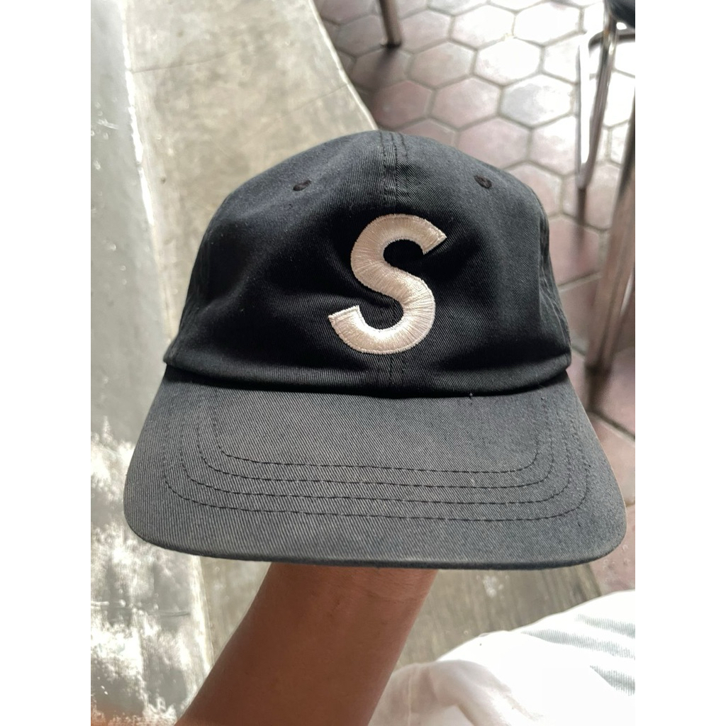 link co caps supreme logo s