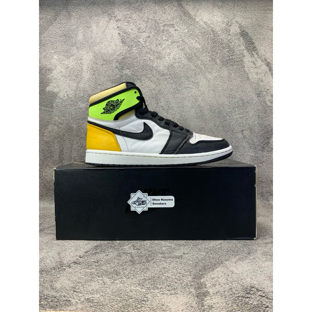 Sepatu Second Air Jordan 1 Retro High OG ‘Volt Gold’  Size 41 Insole 26 cm  Original Guarantee 100%