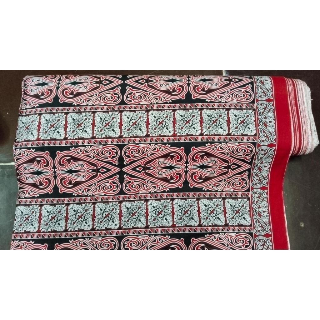 Kain Batik Batak Gorga pengiriman ukuran 100cm x Lebar 110cm