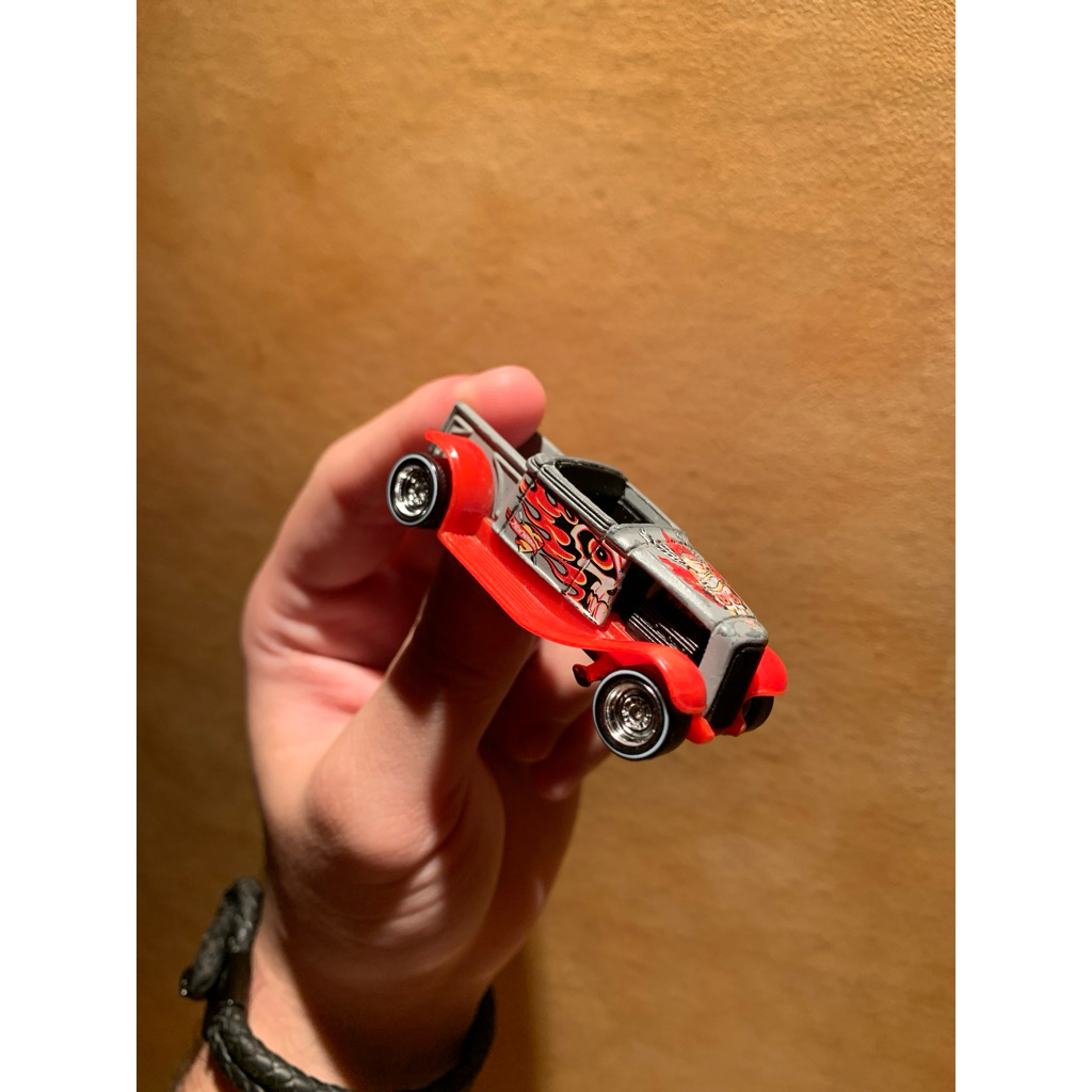 Hot Wheels Hooligan Tat Rods Hot Rod Roadster Classic Skull Flame 122 Hot Rod Blue Card Mainline 200