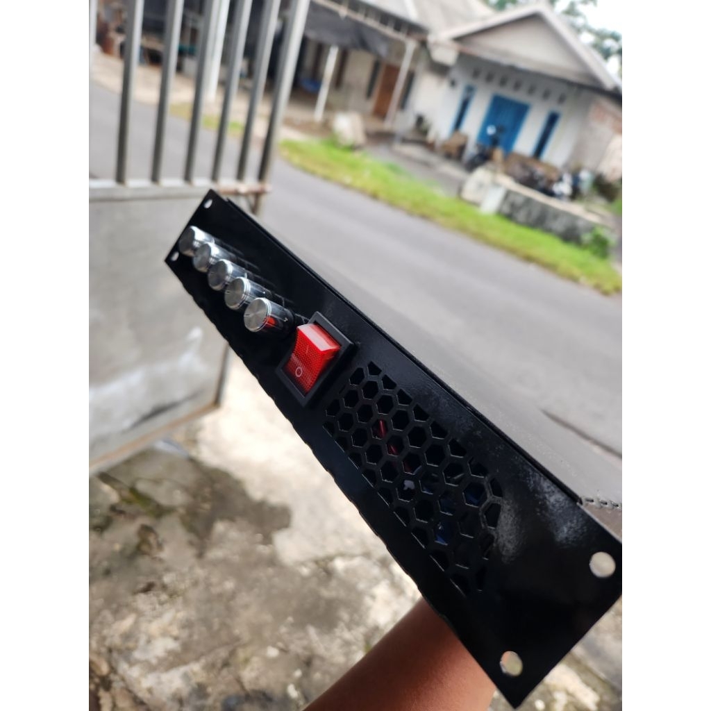 Box Amplifier ZK TB21 kosongan ( Box Saja )