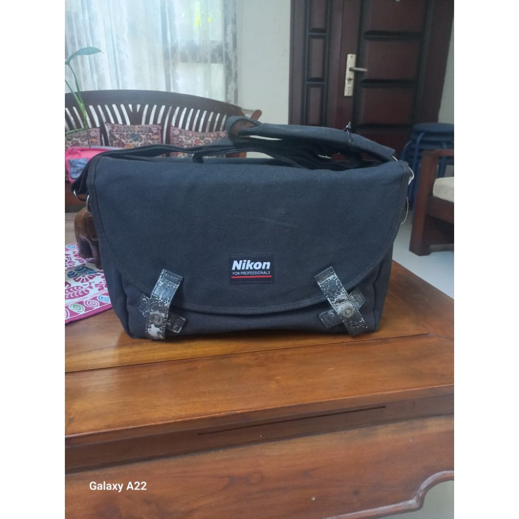 Tas Kamera Kecil