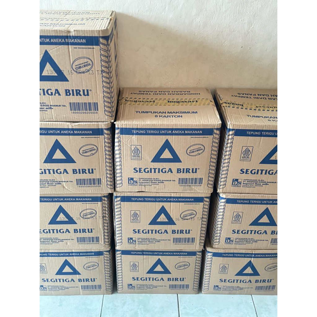 Tepung Segitiga Biru 1 dus 500gr x 20pcs