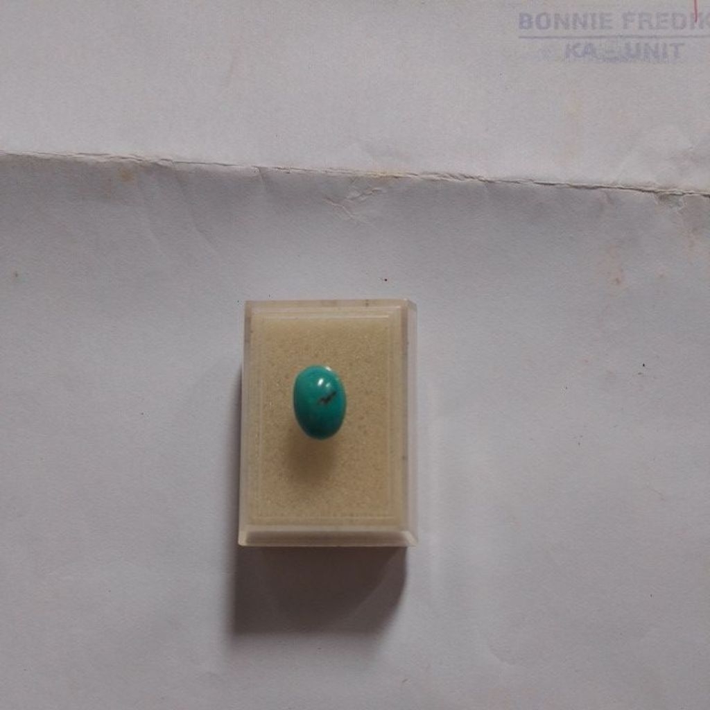 pirus Persia porselen warna biru tosca