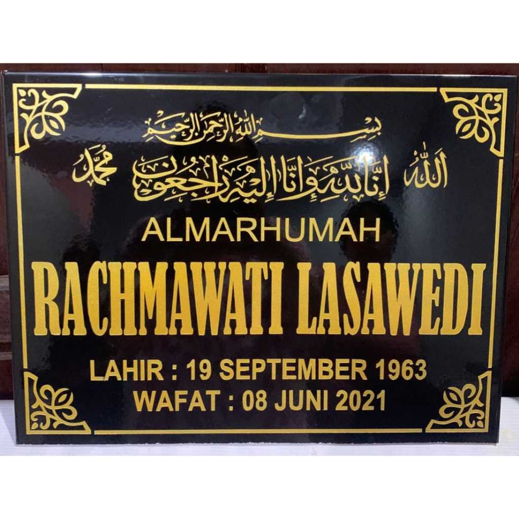 Batu nisan makam bahan keramik berkualitas