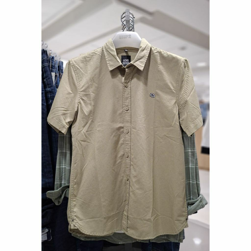 BOMBBOOGIE - Kemeja Lengan Pendek Pria Original