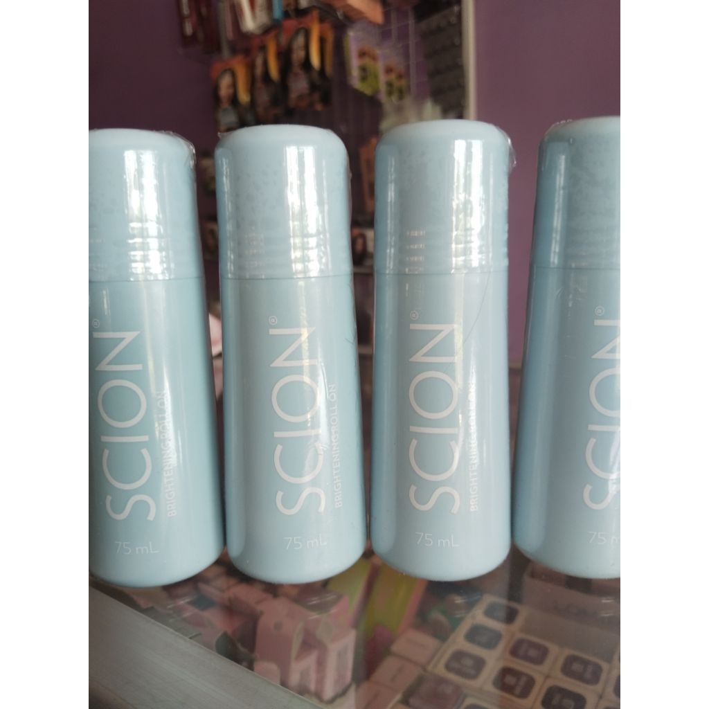 SCION BRIGHTENING ROLL ON
