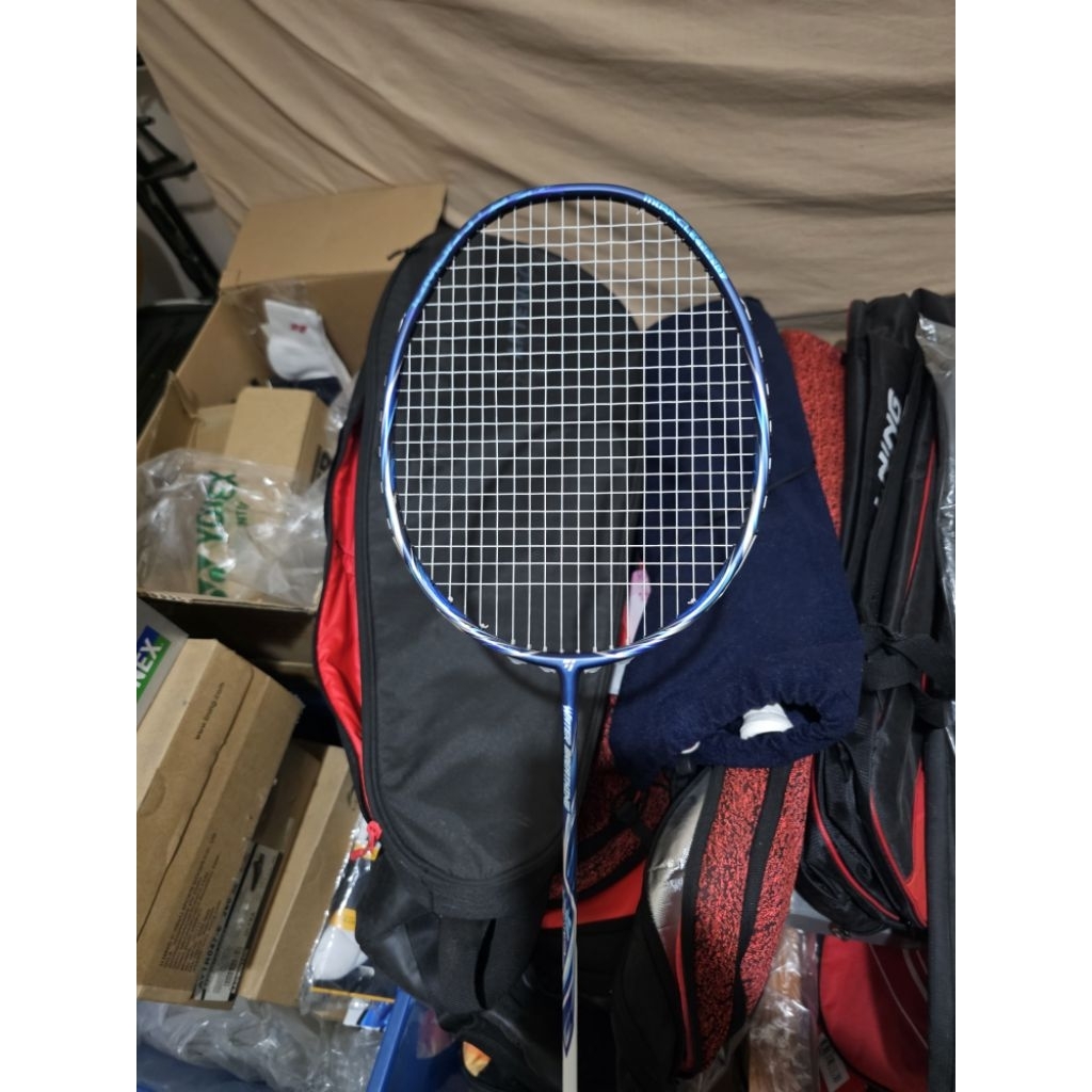 Raket Badminton OGKILS & Lining Bladex 73 Light (Bekas)