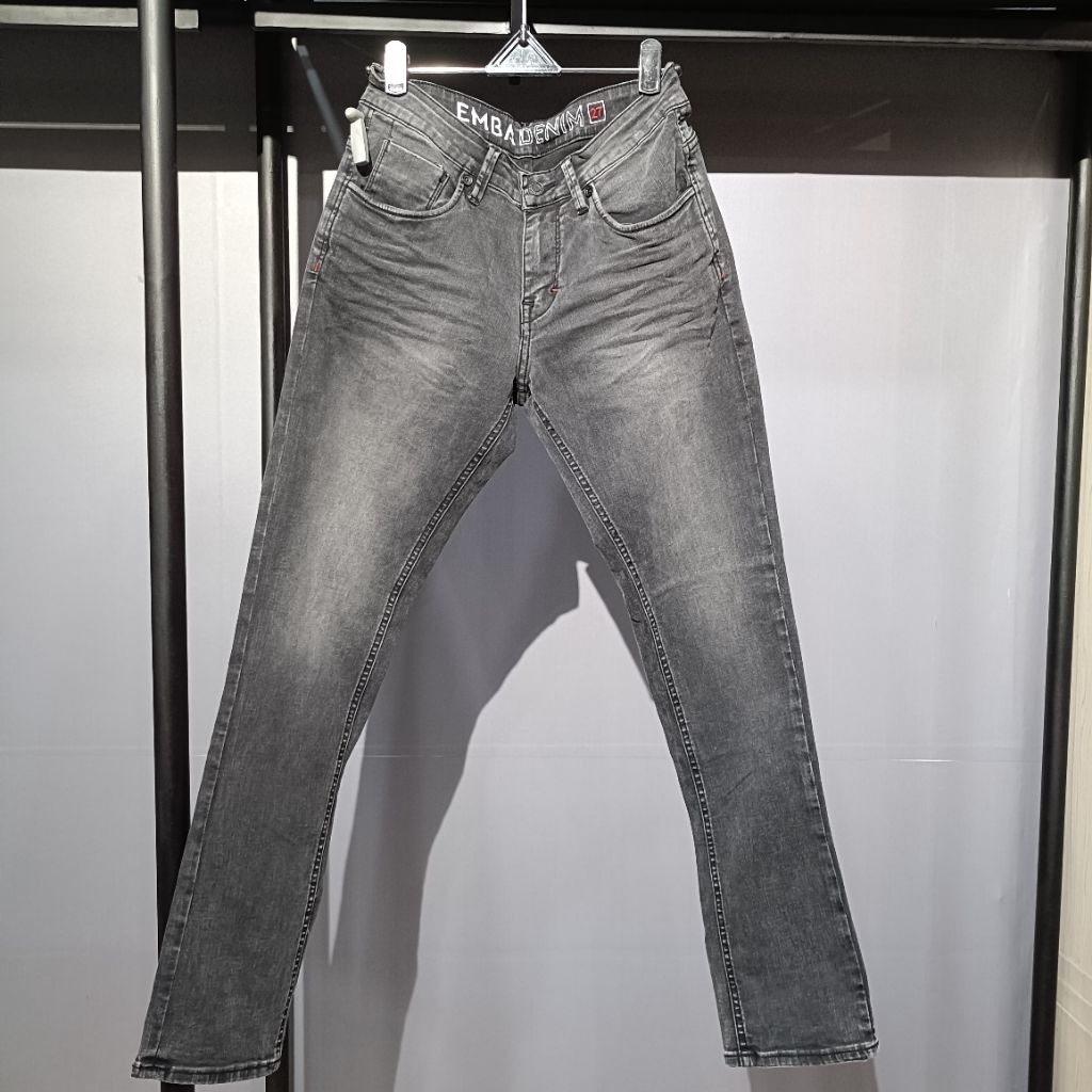 emba celana panjang jeans pria steadyjim regular light stone original brand emba