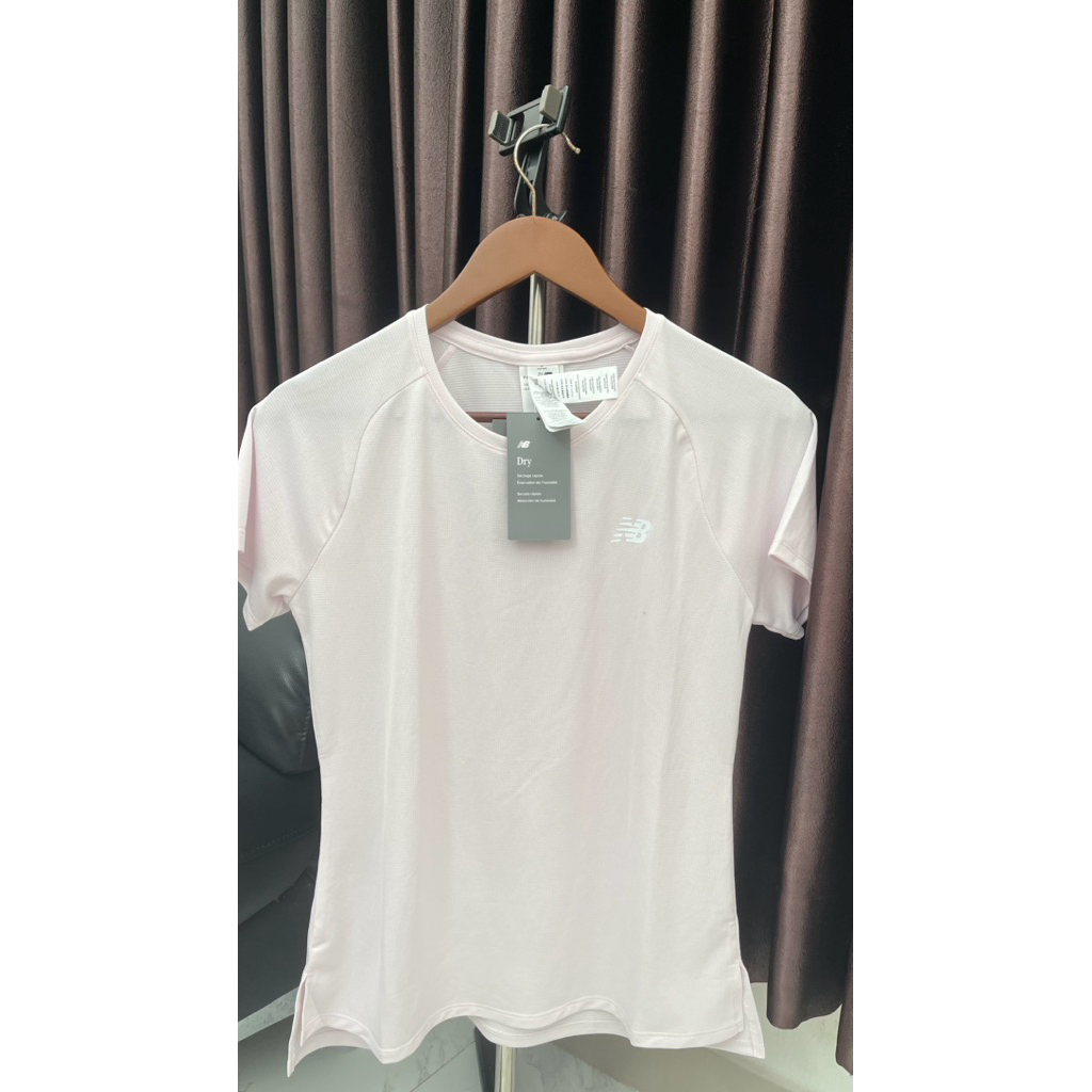 Kaos Polos Wanita nb / kaos wanita original / kaos okahraga wanita