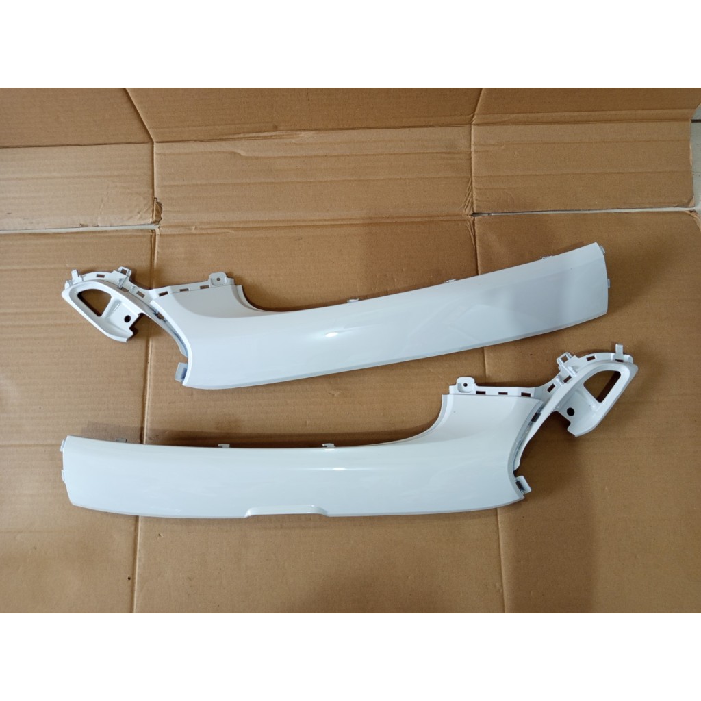 Dek Kolong R+L Scoopy Prestige 2020-2023 Footrest Bawah Scoopy Prestige K2F PUTIH Tenshi