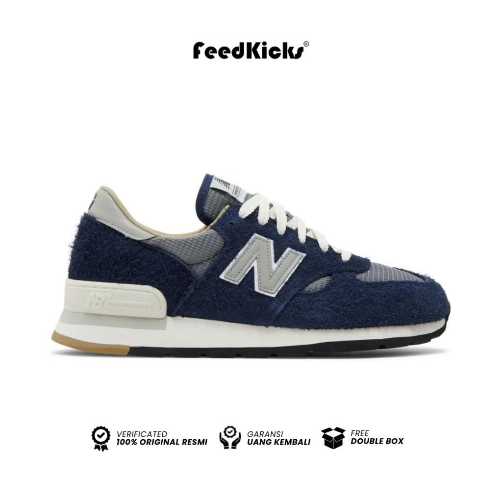 New Balance x Carhartt 990v1 'Sculpture Center'