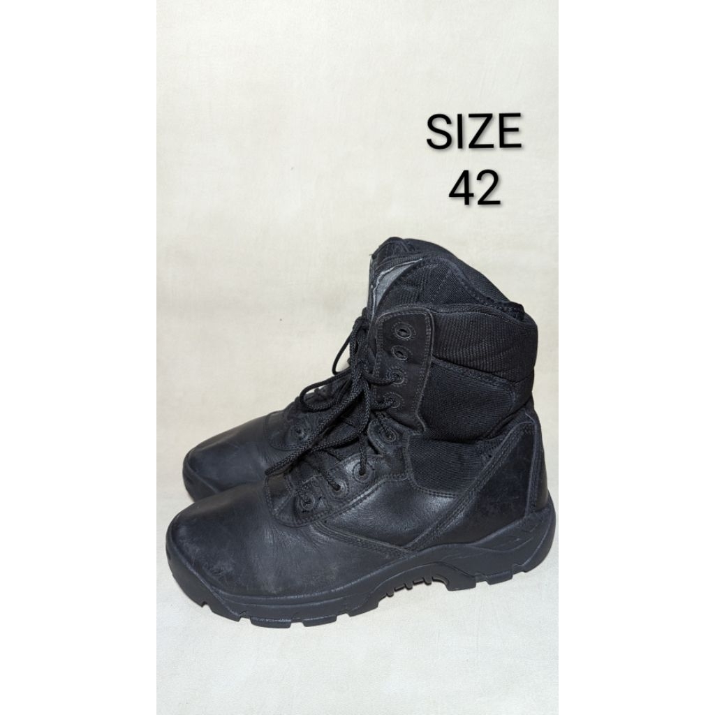 SEPATU PRELOVED MAGNUM BOOTS PHANTOM LITE 8 SIZE 42.5