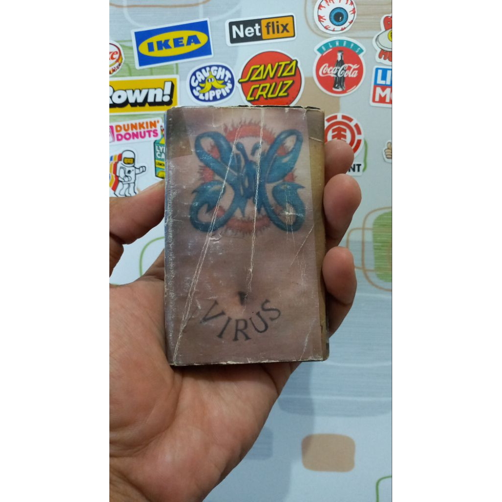 Kaset Pita Slank - Virus