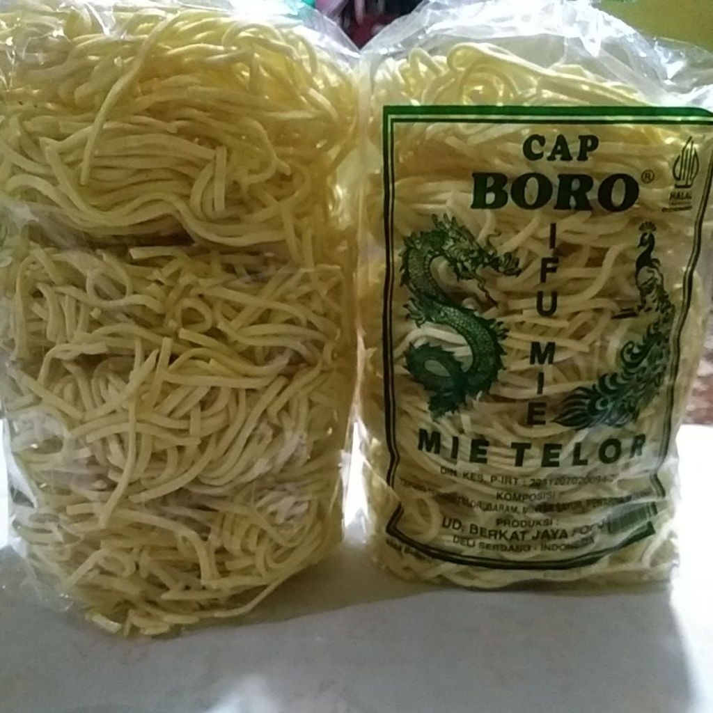 Ifumie mie telur atau bakmi goreng dan kuah