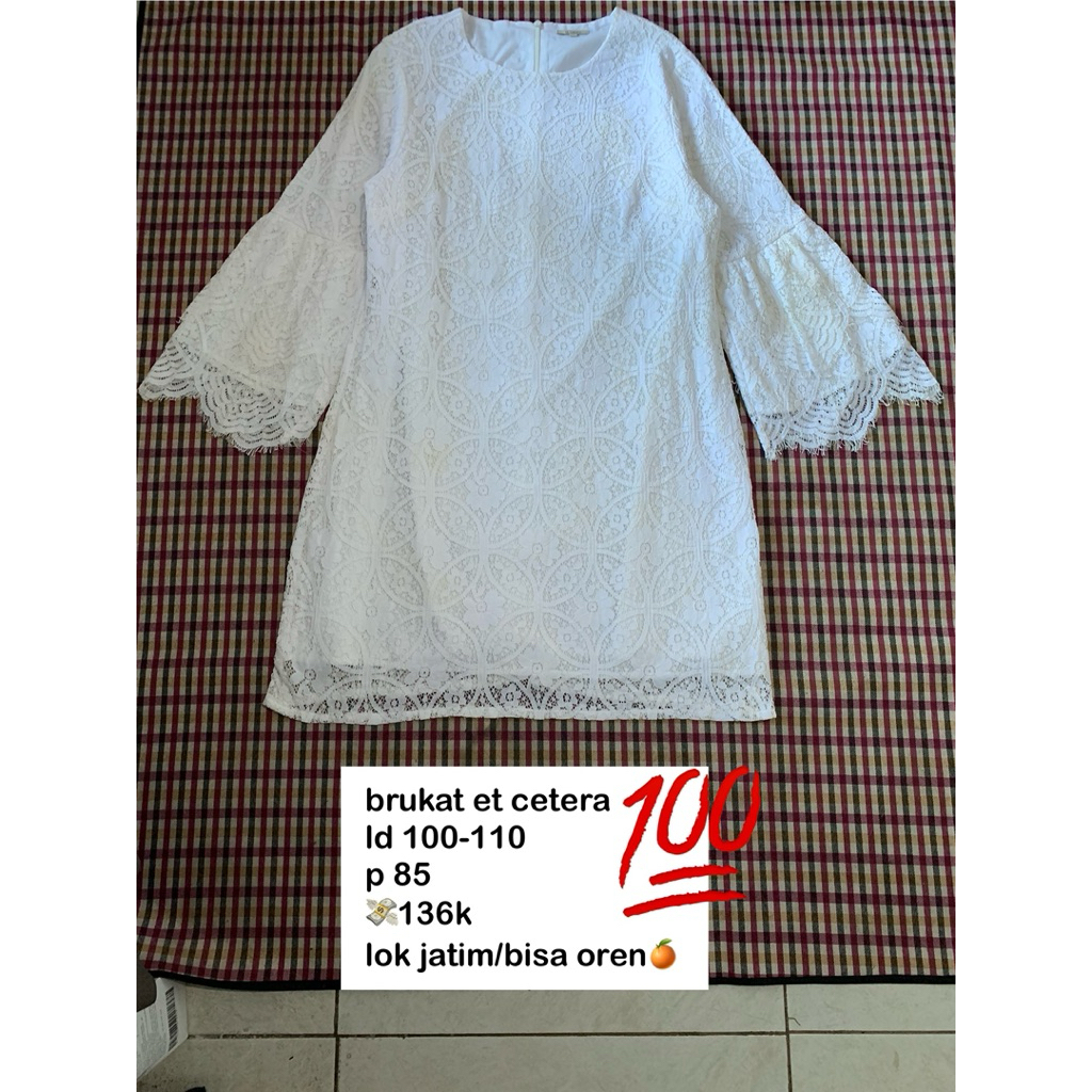 Tunik Brukat Putih Et Cetera
