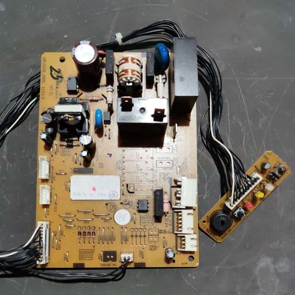 Pcb modul AC Daikin Malaysia AC Daikin Ftv25