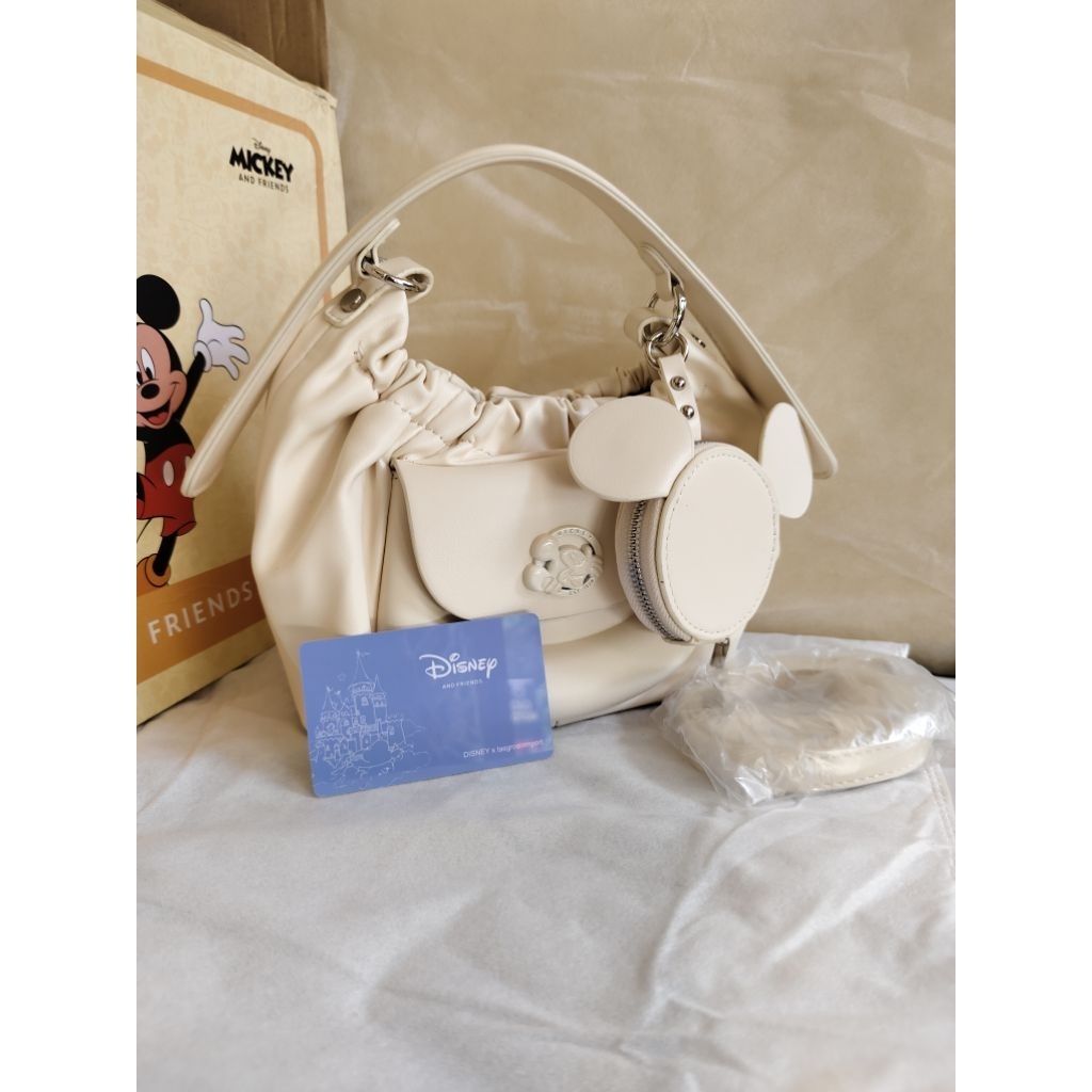 TAS DISNEY BIANCA, WINNIE THE POOH Orginal Disney XTGI