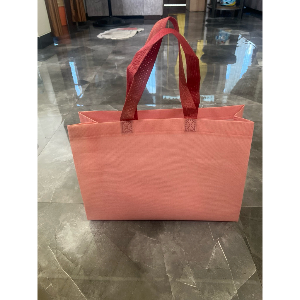 Tas Kado Tas Kain Goodie Bag Paper Bag
