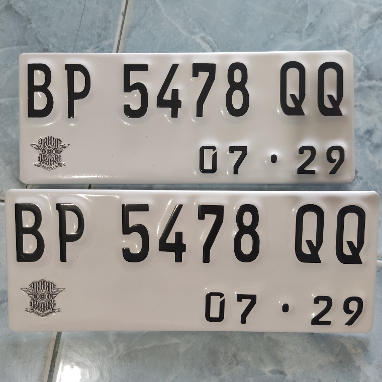 PLAT NOMER MOTOR BAUT TANAM