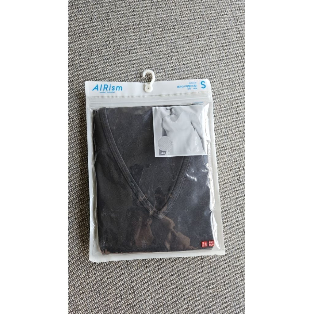 Promo Kaos dalaman singlet pria Uniqlo AIRism with pack