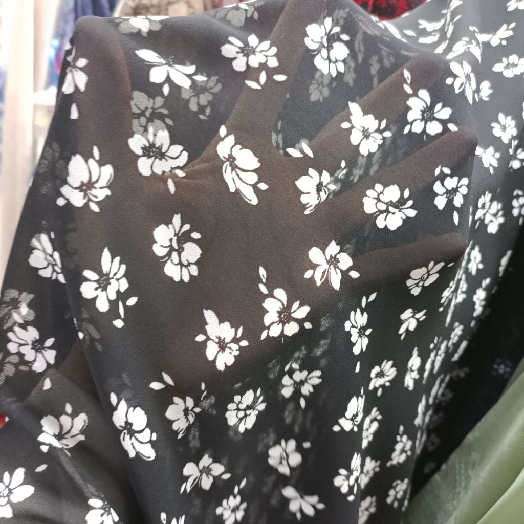 kain ceruty babydoll motif bunga - kain babydoll meteran - kain ceruti bangkok terbaru - kain motif 