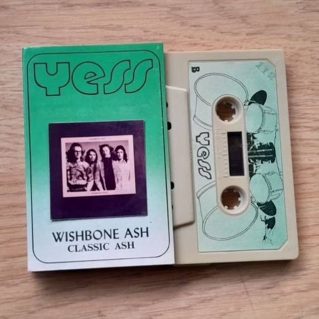 Kaset WISHBONE ASH - Classic Ash, (Yess Serie No. 112)