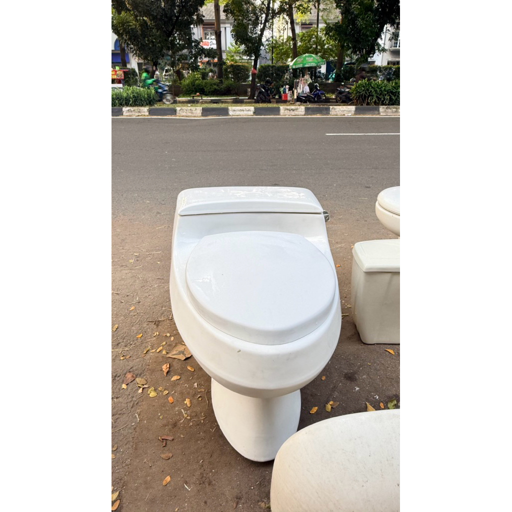 CLOSET DUDUK KOHLER|CLOSET DUDUK KOHLER KODOK|CLOSET DUDUK MEWAH |CLOSET DUDUK BERKUALITAS