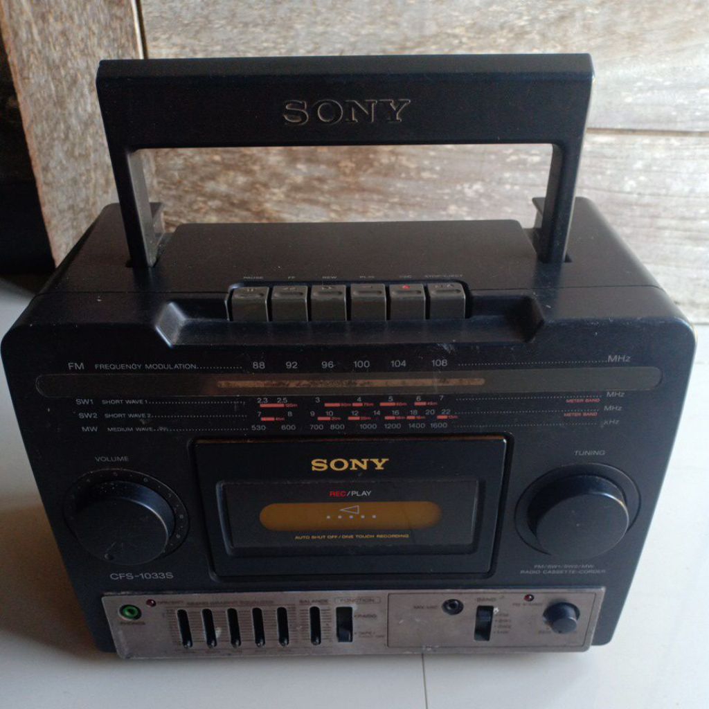 head radio tape compo sony CFS - 1033 S korban malpraktek