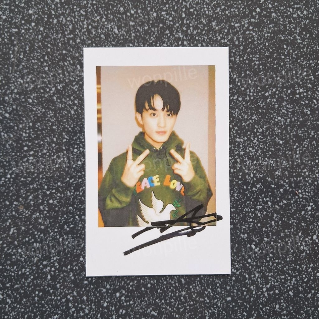 POLAROID OFFICIAL MARK LEE PEACE NCT GOLDEN AGE 2023