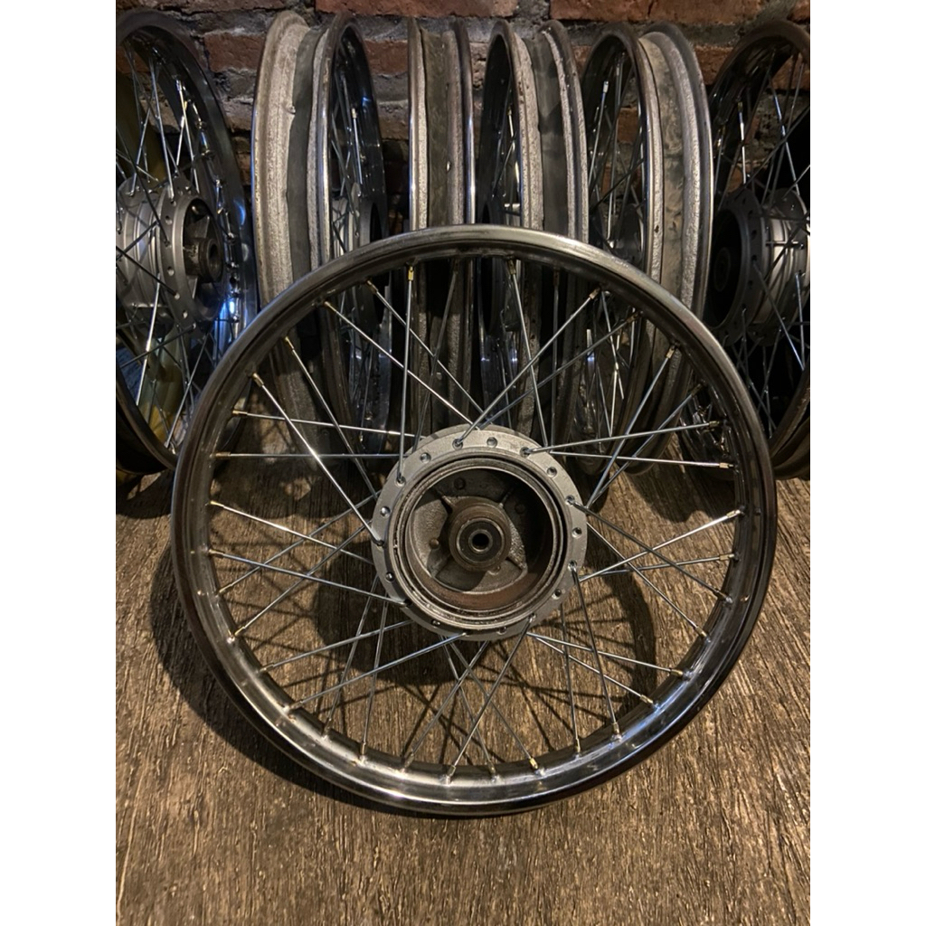 velg jari jari / pélek ruji baru belakang yamaha (ORIGINAL COPOTAN KODE YIIM) alfa, foz, fizr, vega 