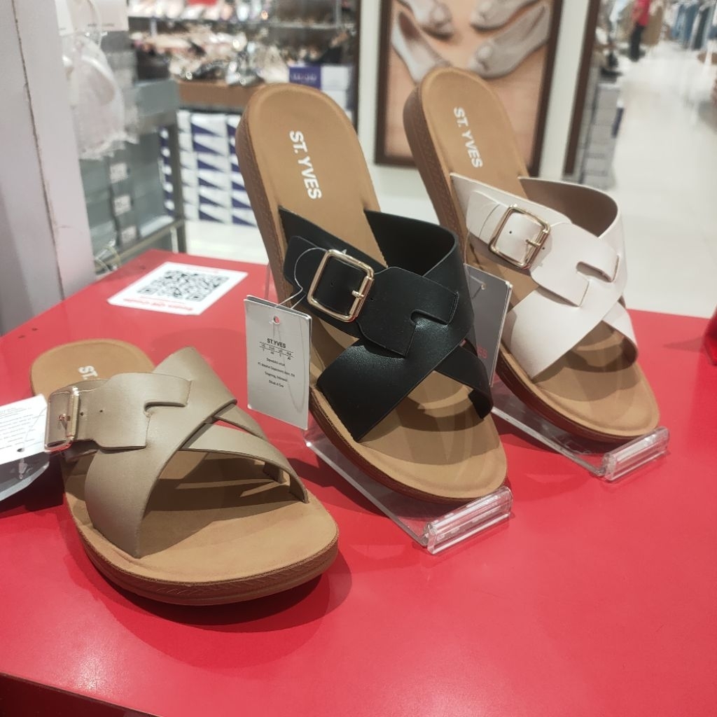 sandal wanita merk st.yves by matahari