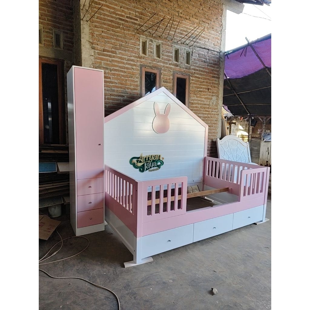 tempat tidur anak set , set kamar anak