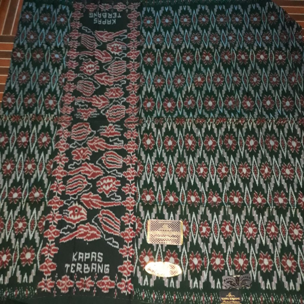 Sarung goyor kapas terbang