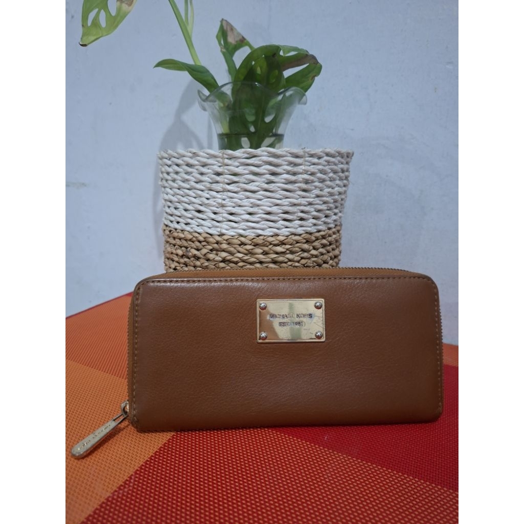 PRELOVED DOMPET MICHAEL KORS