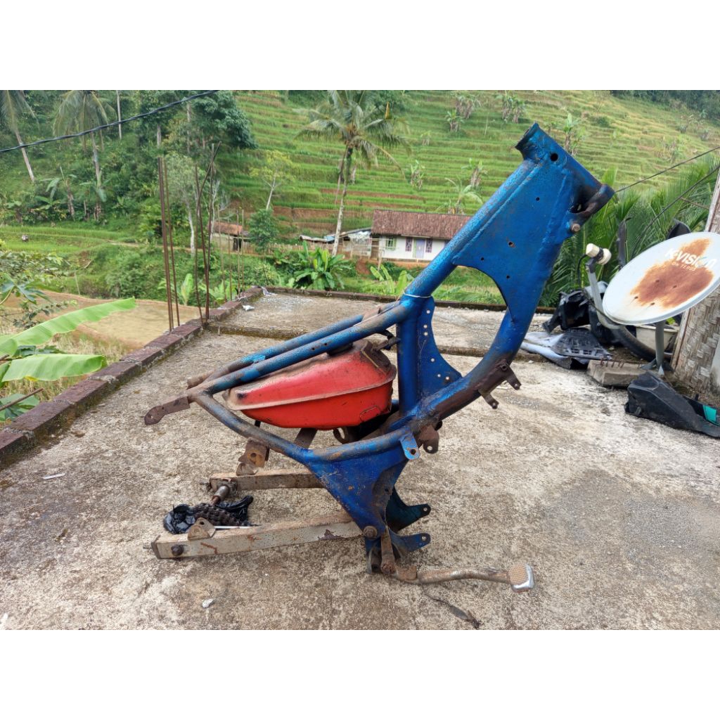 RANGKA DAN ARM  TRAIL BBK STD PNP F1ZR