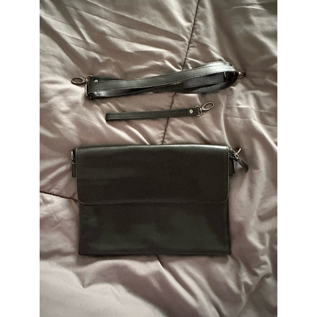 Sling Bag Kulit Pria Preloved