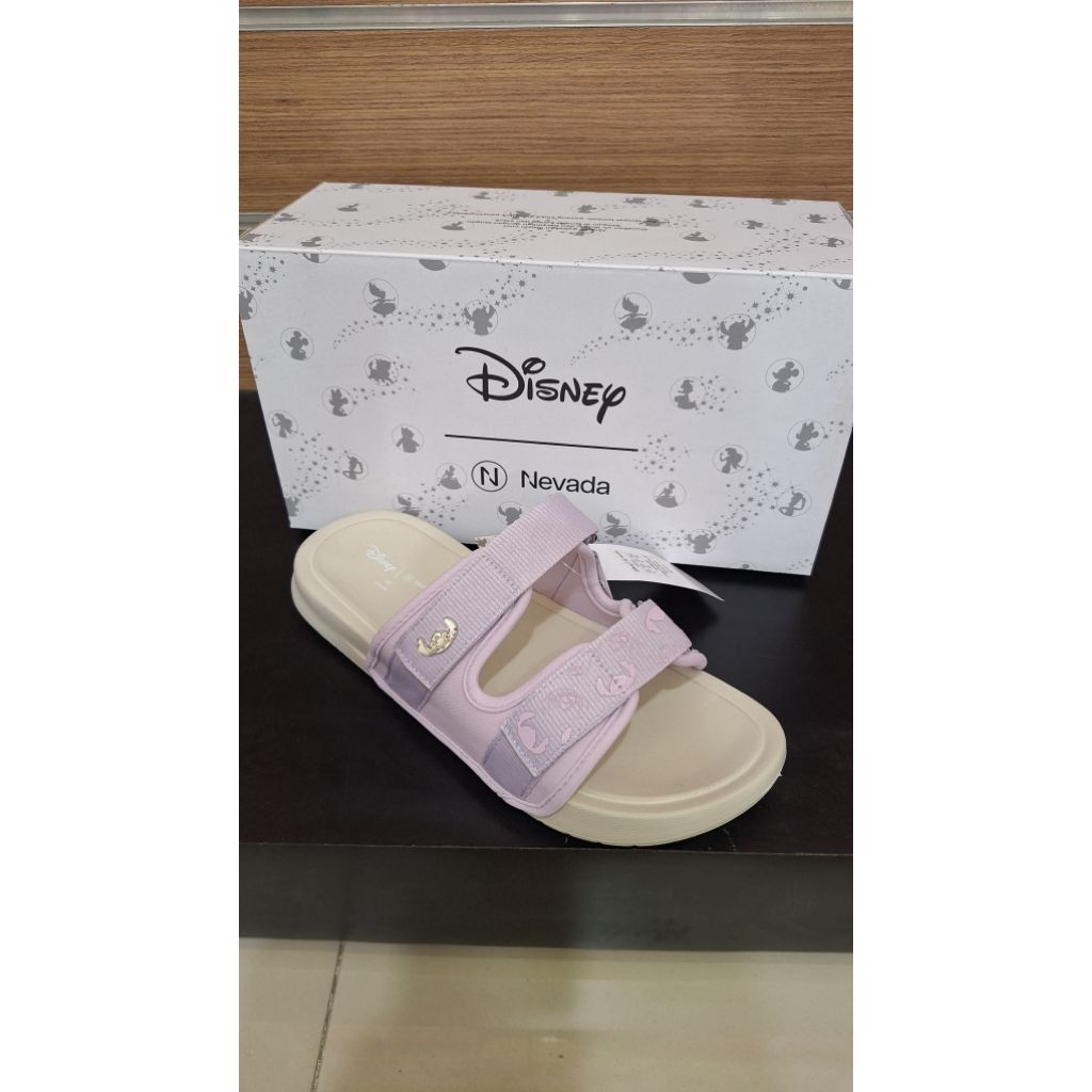 sandal disney nevada
